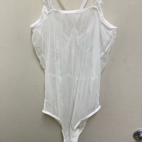 NEW!! Aranmei Eyelash Lace bodysuit snap crotch (NWOT)💕 - Picture 4 of 5